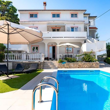 Apartments Lores Раб Экстерьер фото