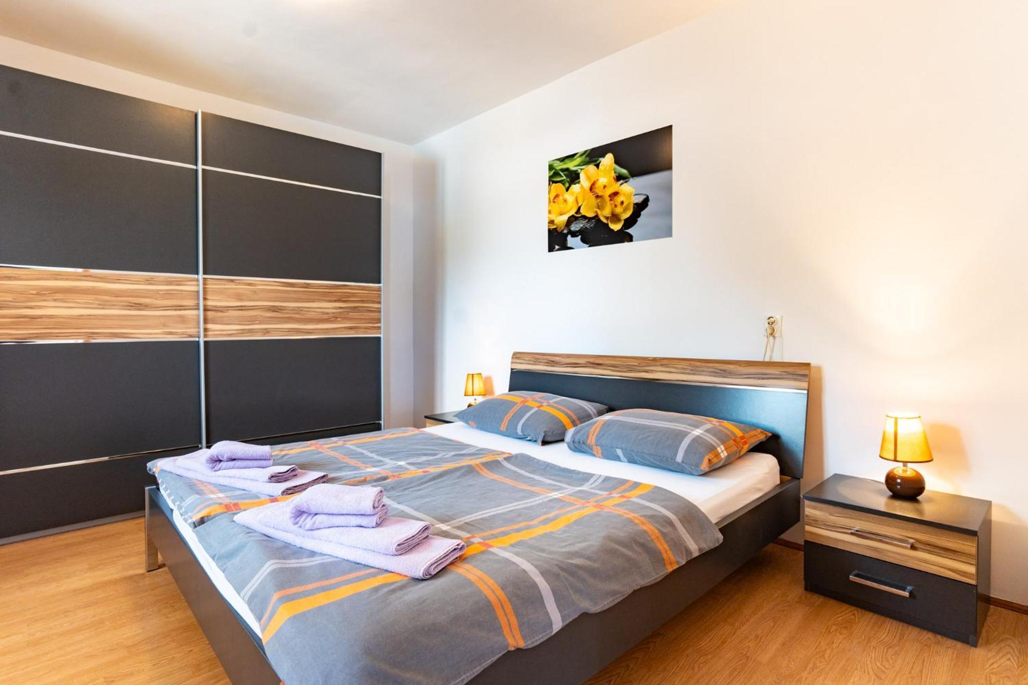Apartments Lores Раб Экстерьер фото