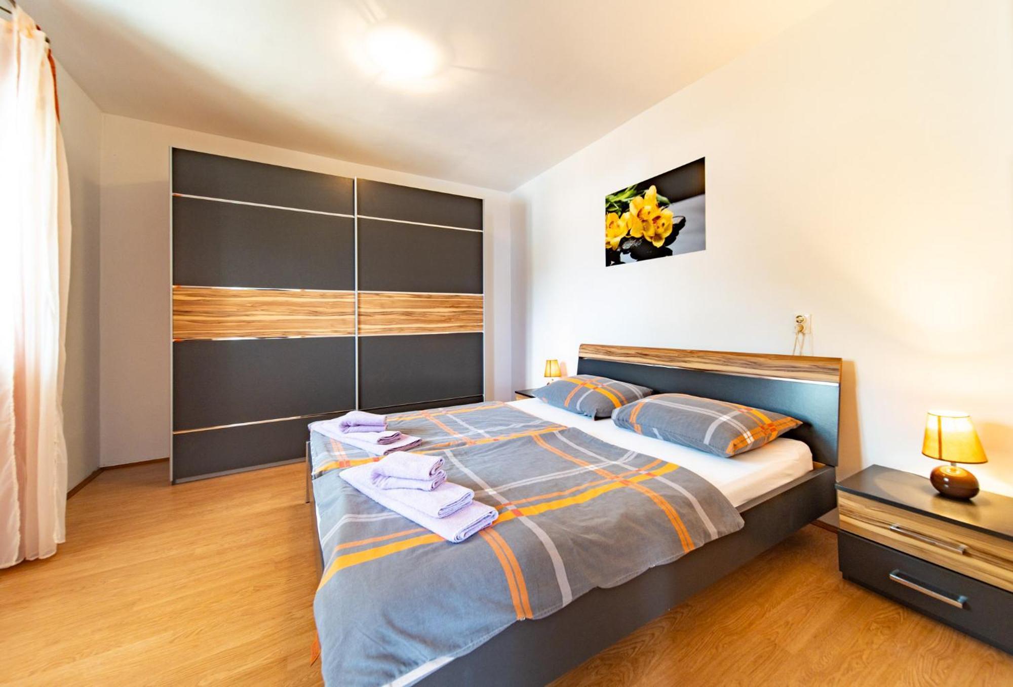 Apartments Lores Раб Экстерьер фото